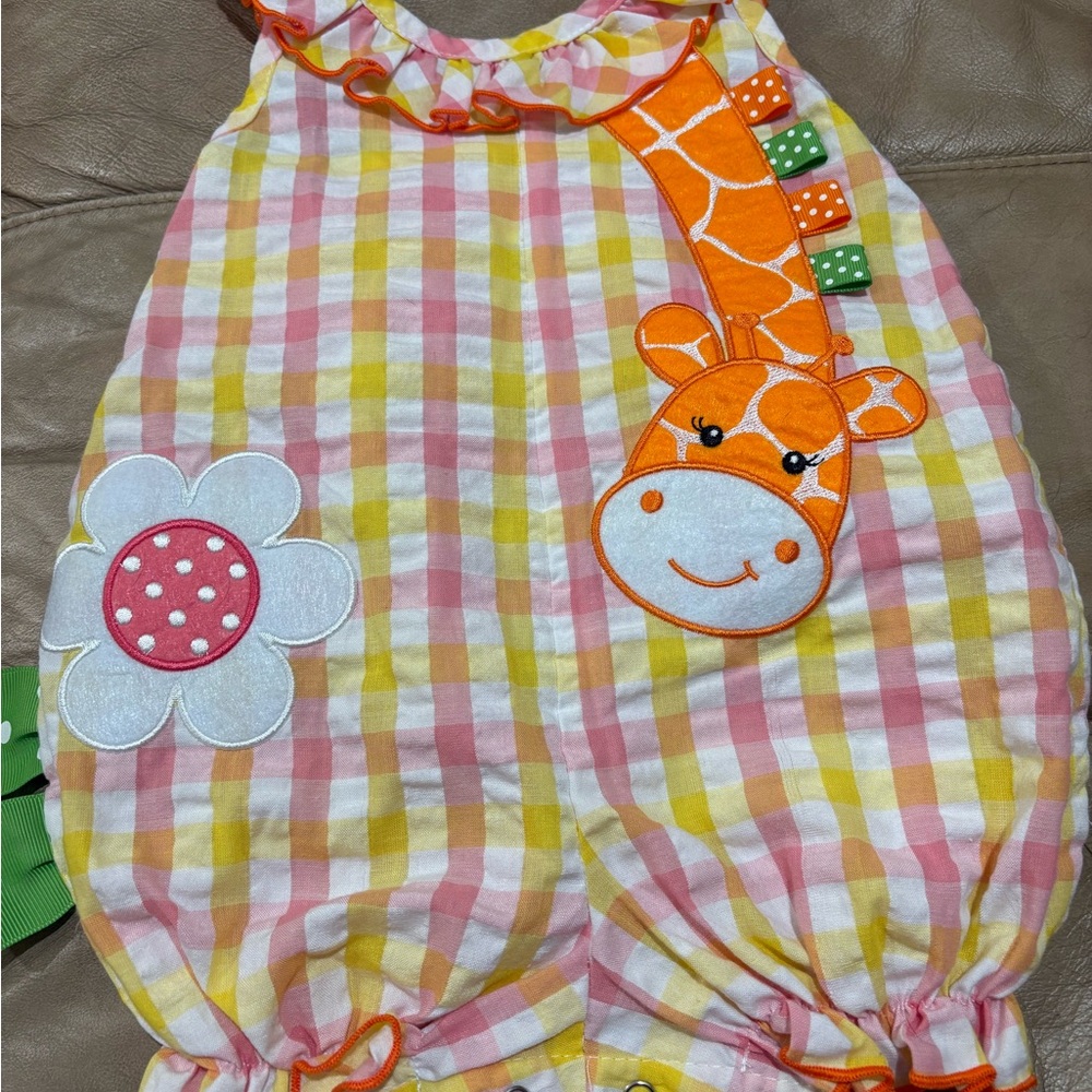 Lot of 4 baby rompers/dress/capri set